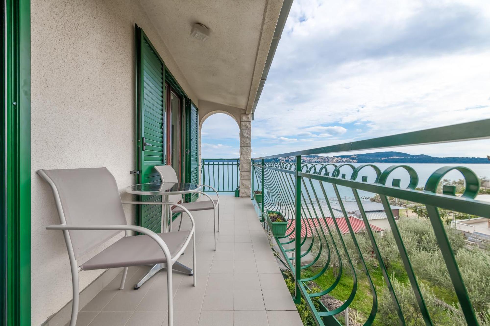 Apartments G Τρογκίρ Δωμάτιο φωτογραφία