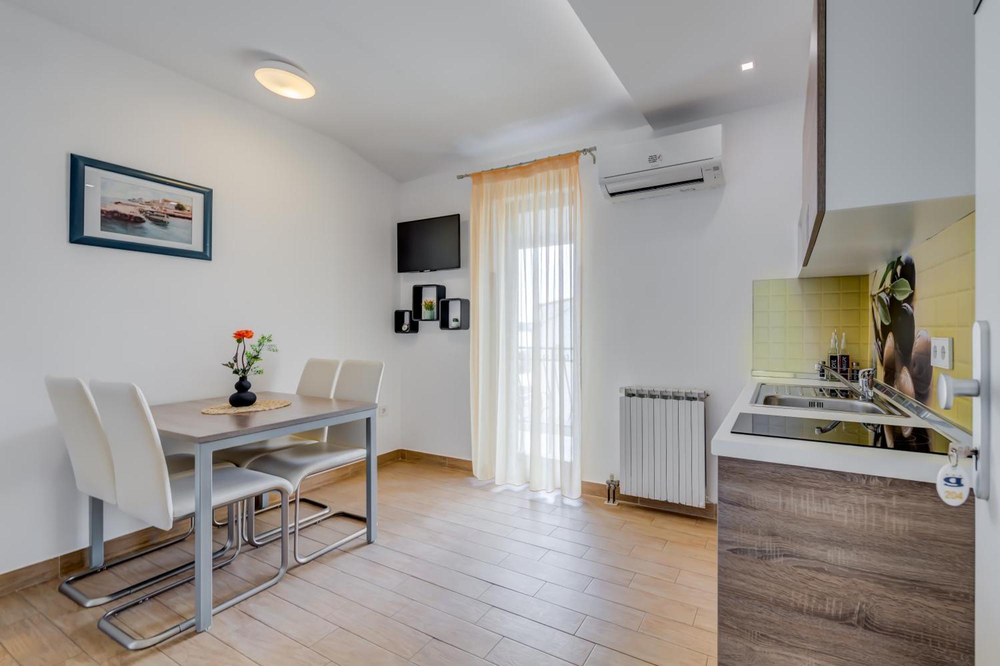 Apartments G Τρογκίρ Δωμάτιο φωτογραφία