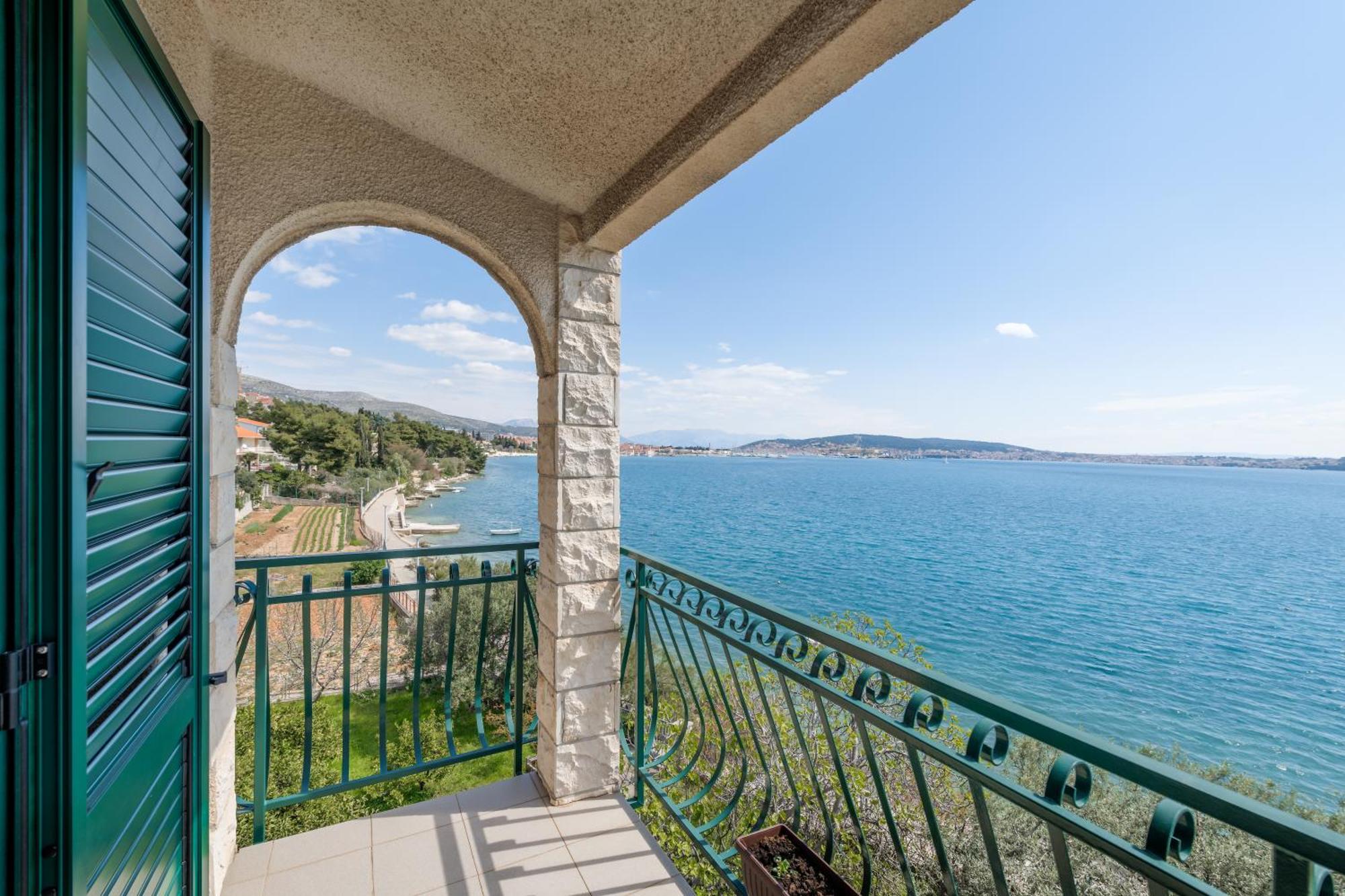 Apartments G Τρογκίρ Δωμάτιο φωτογραφία